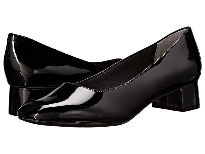 Trotters Lola (black Soft Patent Leather) Women's 1-2 Inch Heel Shoes