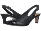 Clarks Crewso Emmy (black Leather/synthetic Combo) Women's 1-2 Inch Heel Shoes