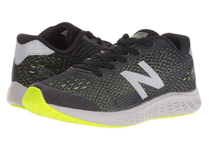 New Balance Kids Kvarnv1y (little Kid/big Kid) (black/hi-lite) Boys Shoes