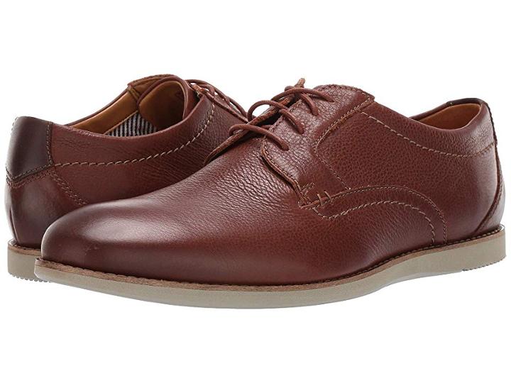 Clarks Raharto Plain (brown Tumbled Leather) Men's Lace Up Moc Toe Shoes