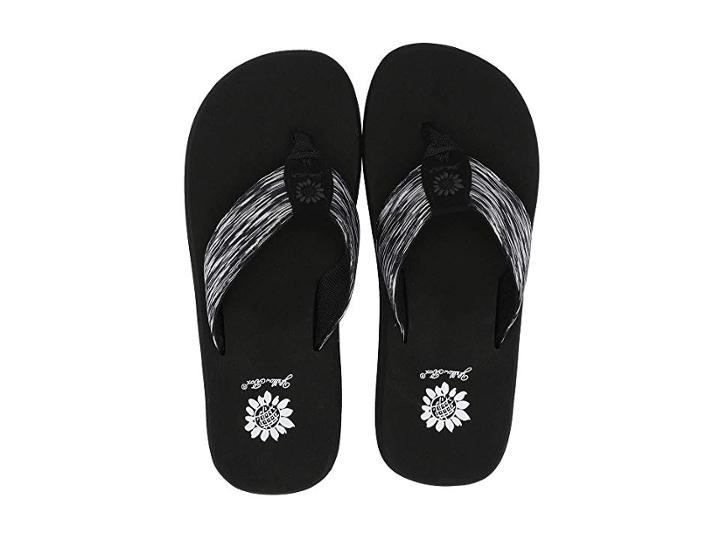 Yellow Box Cal (black) Girls Shoes