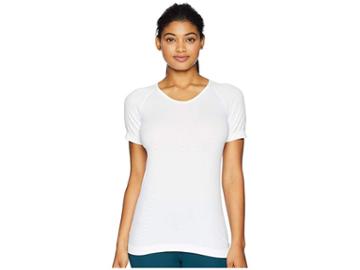 Eleven By Venus Williams Seamless Ideal Short Sleeve Shirt (white) Women's Short Sleeve Pullover
