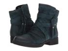 Born Eton (dark Blue Distressed) Women's Pull-on Boots