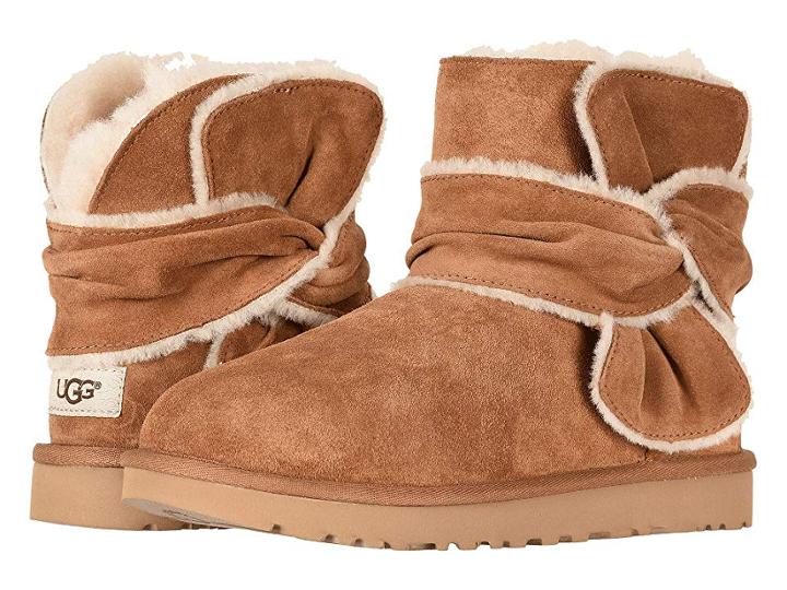 Ugg Mini Spill Seam Bow (chestnut) Women's Pull-on Boots
