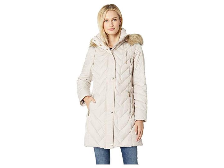 Kenneth Cole New York Chevron Multi Quilt 3/4 Down Jacket W/ Faux Fur Hood (frost) Women's Coat