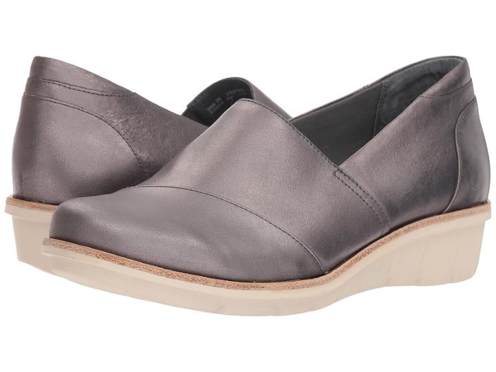 Dansko Julia (pewter Metallic Brush-off) Women's Shoes