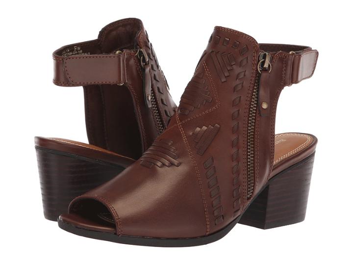 Baretraps Ivalyn (auburn) Women's Shoes