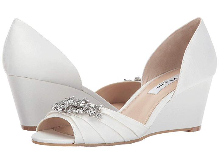 Nina Emiko (ivory) Women's Wedge Shoes