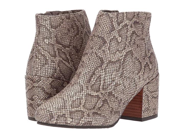 Gentle Souls By Kenneth Cole Blaise (antique Gold) Women's Shoes