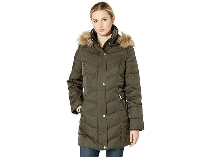 Kenneth Cole New York 3/4 Chevron Quilted Puffer W/ Faux Fur Trimmed Hood (olive) Women's Coat
