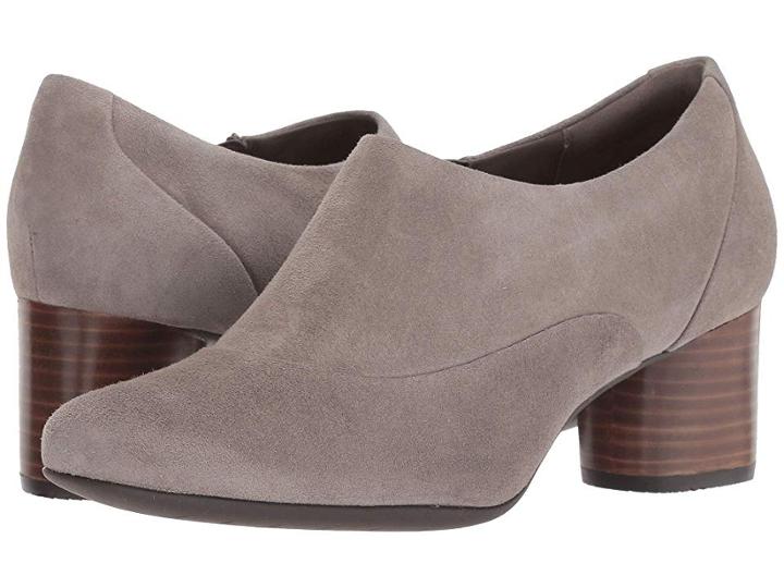 Clarks Un Cosmo Zip (taupe Suede) Women's  Shoes