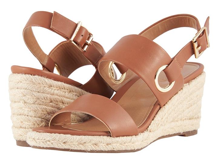 Vionic Vero (tan) Women's Wedge Shoes