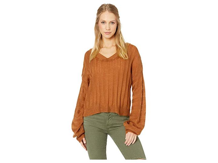 Moon River Wide Rib V-neck Sweater (caramel) Women's Clothing