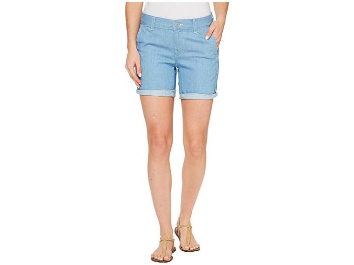 Levi's(r) Womens Boyfriend Chino Shorts (soft Waves) Women's Shorts
