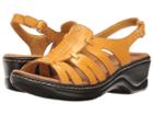 Clarks Lexi Marigold Q (golden Yellow) Women's Sandals