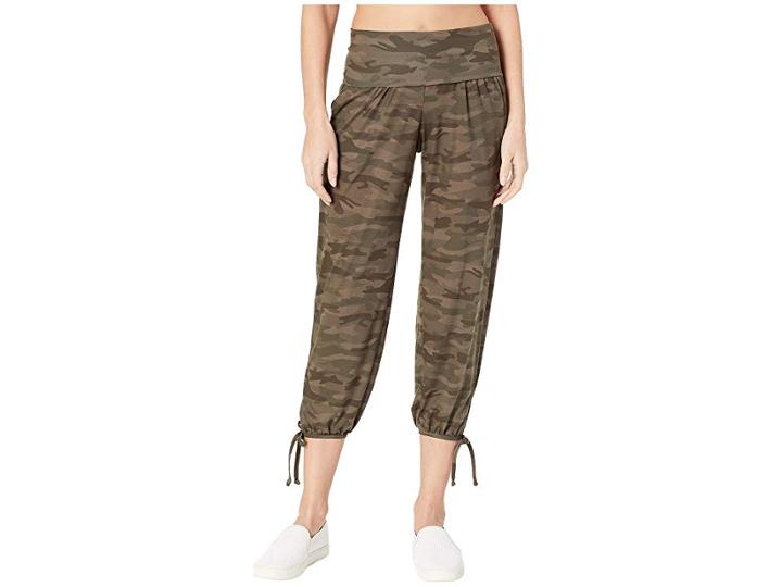 Onzie Gypsy Pants (moss Camo) Women's Casual Pants