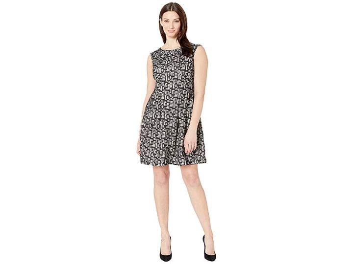 Gabby Skye Invert Tuck Bonded Lace Dress (black/sand) Women's Dress
