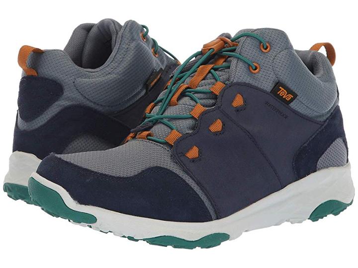 Teva Kids Arrowood 2 Mid Wp (big Kid) (midnight Navy) Boys Shoes