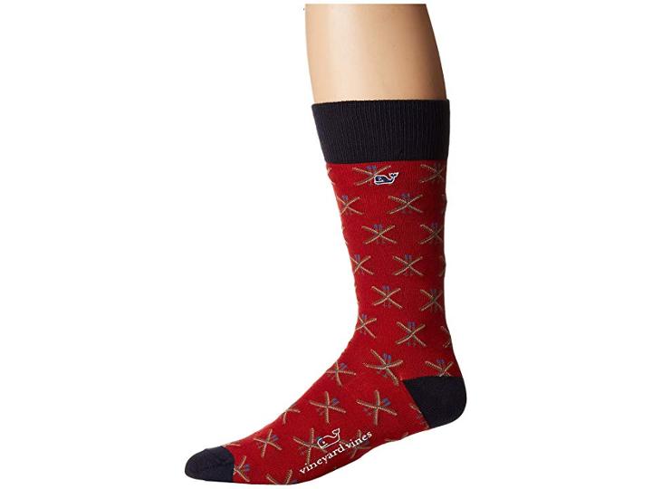 Vineyard Vines Crossed Skis Icon Socks (calypso Red) Men's Crew Cut Socks Shoes