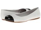 Softwalk Napa (white/black) Women's Flat Shoes