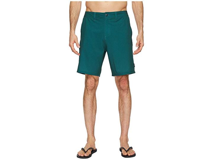 Dc Base Camp 19 Hybrid Walkshorts (june Bug) Men's Shorts