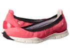 Geox Wsukie8 (coral) Women's Shoes