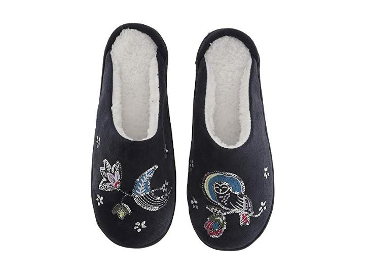Vera Bradley Embellished Slippers (night Sky) Women's Slippers