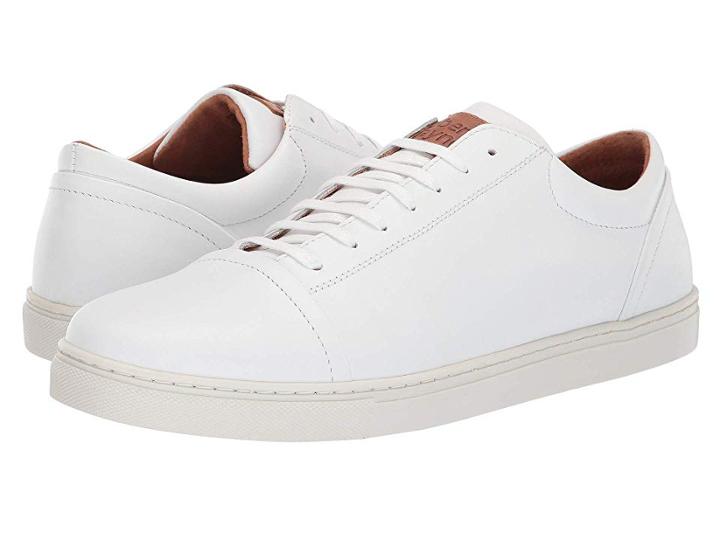 Robert Wayne Dary (white) Men's Shoes