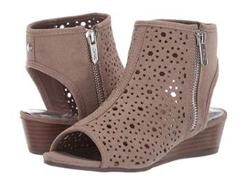Circus By Sam Edelman Kids Kelsie Perf (little Kid/big Kid) (putty Novo) Girl's Shoes
