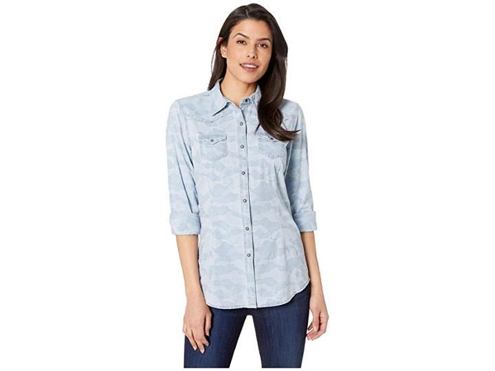 Ariat R.e.a.l.tm Bold Snap Shirt (chambray Blue) Women's Long Sleeve Button Up