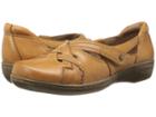 Clarks Evianna Peal (tan Leather) Women's Shoes