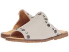 Musse&cloud Lisa (ivory) Women's Clog/mule Shoes