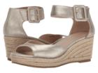 Pelle Moda Kauai (platinum Gold Metallic Suede) Women's Shoes