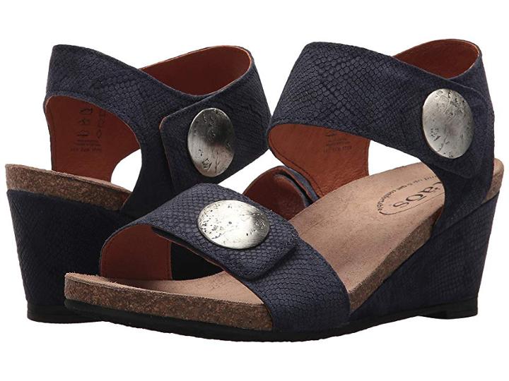 Taos Footwear Carousel 2 (blue Embossed Suede) Women's  Shoes