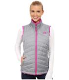 The North Face Mossbud Swirl Reversible Vest (mid Grey/luminous Pink (prior Season)) Women's Vest