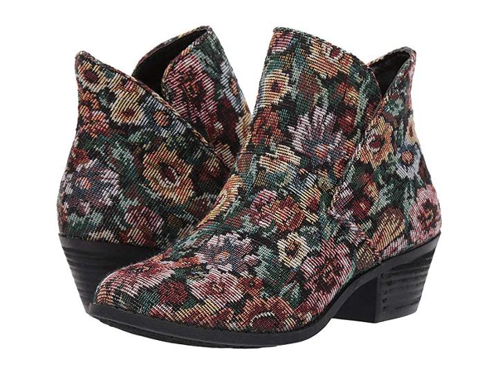 Me Too Zena (wine Multi Tapestry) Women's  Boots