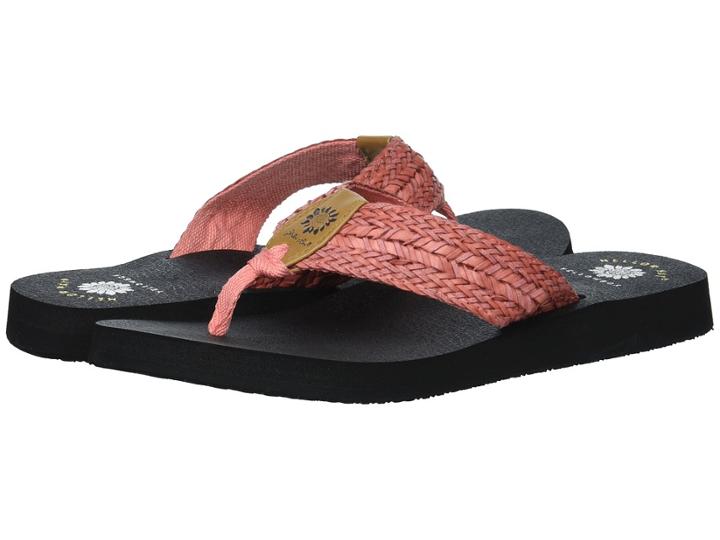 Yellow Box Kali (coral) Women's Sandals