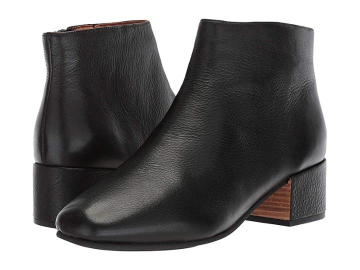 Gentle Souls By Kenneth Cole Ella Bootie (black) Women's Boots