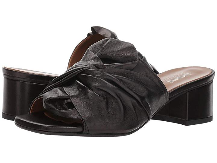 Summit By White Mountain Noelle (black Leather) Women's 1-2 Inch Heel Shoes