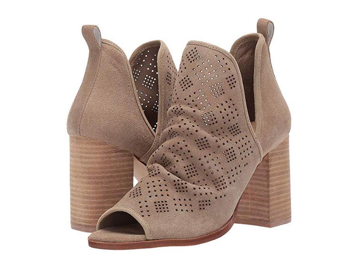 Chinese Laundry Sacred (stone Taupe Split Suede) Women's Pull-on Boots