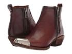 Frye Sacha Metal Plate Shortie (redwood Washed Oiled Vintage) Women's  Boots