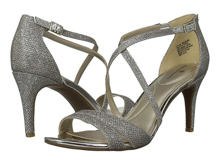 Bandolino Jeune (gold Fabric) Women's Sandals