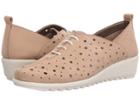 The Flexx Run Crazy Too (dune Nubuck) Women's Lace Up Casual Shoes