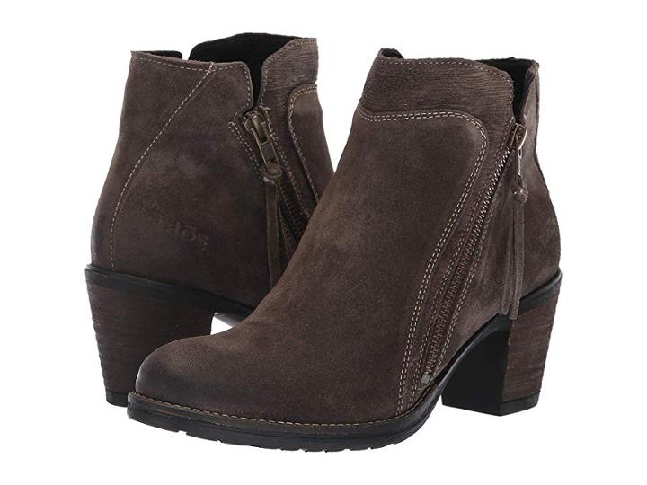 Taos Footwear Dillie (dark Taupe Suede) Women's Shoes