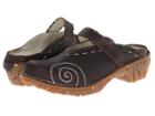 El Naturalista Yggdrasil N096 (brown) Women's Clog Shoes