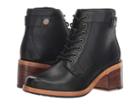 Clarks Clarkdale Tone (black Leather) Women's  Shoes
