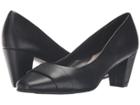 Soft Style Mabry (black Vitello) Women's 1-2 Inch Heel Shoes