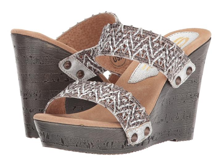 Sbicca Dottie (silver) Women's Wedge Shoes