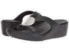 Crocs Sanrah Hammered Circle Wedge (black/black) Women's  Shoes