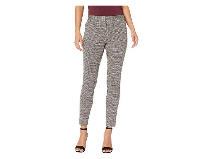 Vince Camuto Specialty Size Petite Houndstooth Jacquard Slim Leg Pants (rich Black) Women's Casual Pants